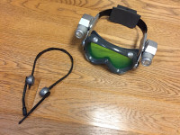 NIGHT VISION/NIGHT MISSION GOGGLES AND PLASTIC HEADSET TOY
