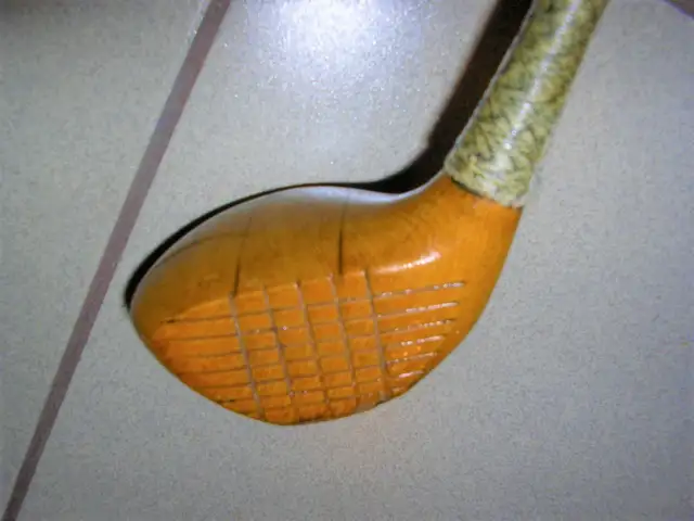 Vintage golf clubs - Jones - Hagen - Bulla - Spoon in Golf in Windsor Region - Image 8