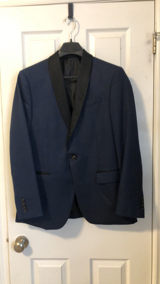 Tuxedo Jacket - 40 regular slim in Men's in St. Catharines
