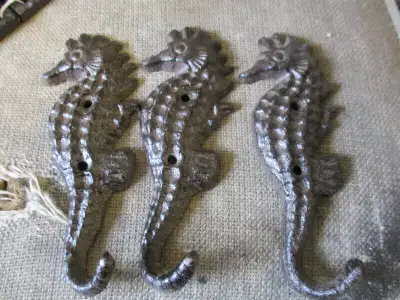 3 CAST IRON SEAHORSE WALLMOUNT BATHROOM TOWEL HOOKS $15. EA., View more