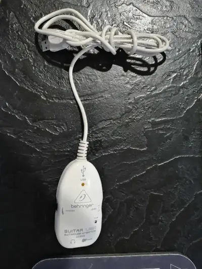 Behringer UCG102 Guitar to USB interface, View more