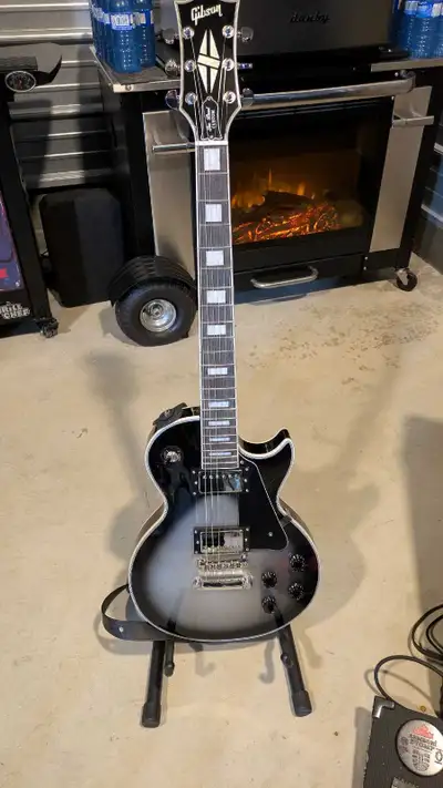 Chibson Guitars (New!), View more