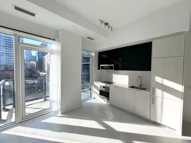 Jarvis St Carlton 2 1 Bed 2 Bath Condo for Rent at Downtown TRT