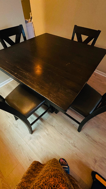 Dining table and 4 Chairs in Dining Tables & Sets in Richmond - Image 3