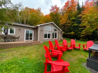 FOUR SEASON LAKEFRONT COTTAGE FOR SHORT-TERM RENT, View more