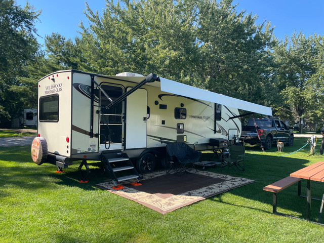 Forest River Heritage Glen HL in Travel Trailers & Campers in Ottawa