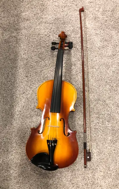 Corelli Student Violin. New condition. Rich, warm, vibrant tone. Comes with case, bow, and rosin. Re...