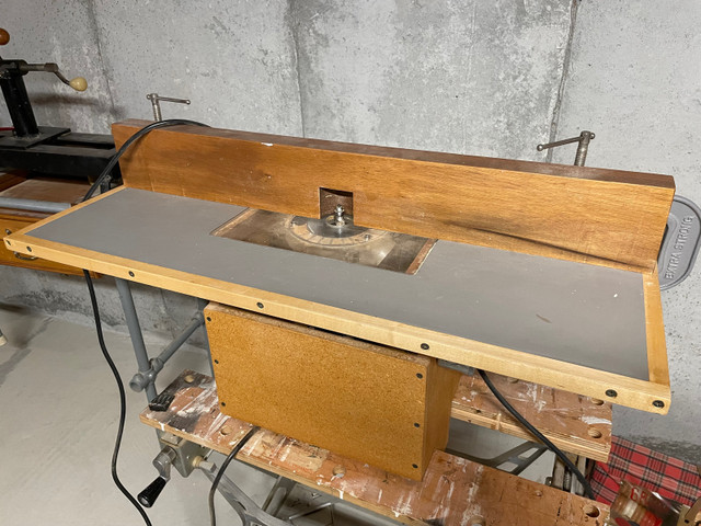 Craftsman router and table in Power Tools in St. Catharines
