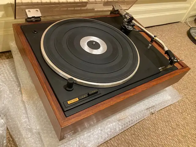 Micro Seiki turntable in Stereo Systems & Home Theatre in Mississauga / Peel Region - Image 6