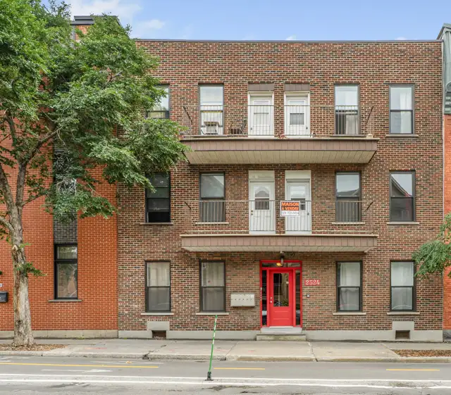 6-Unit Building for Sale – Ville-Marie – MONTREAL