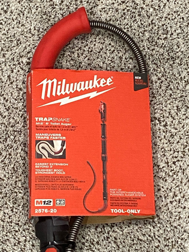 New Free Battery & Charger Milwaukee M12 6Ft. Toilet Auger Kit in Power Tools in Saskatoon - Image 4