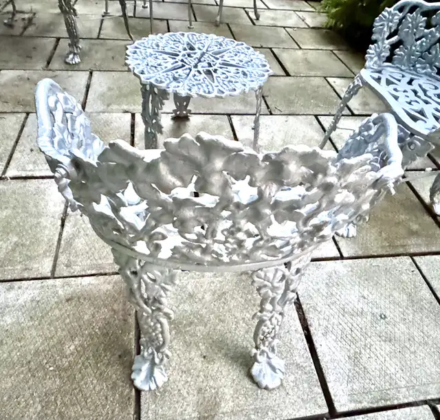 4 Piece Set of Silver Vintage Cast Iron Chairs, Bench, & Table in Patio & Garden Furniture in Norfolk County - Image 5