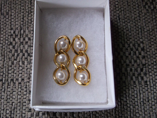 Lot of Pierced Earrings--many new. in Jewellery & Watches in Bridgewater - Image 3