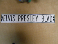 Elvis street sign