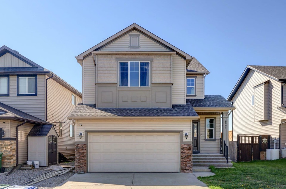2000 Sqf FULL HOUSE BACKING ONTO A PARK 4