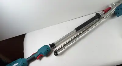 Makita 18V LXT Brushless 20" Pole Hedge Trimmer - DUN500W, View more