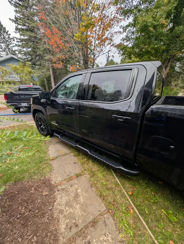 GMC Sierra Elevation 2019573776084799344647