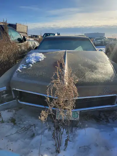 Make a serious cash offer of $1750.00 Firm and its yours.NEEDS COMPLETE RESTORATION,1967 Buick Rivie...