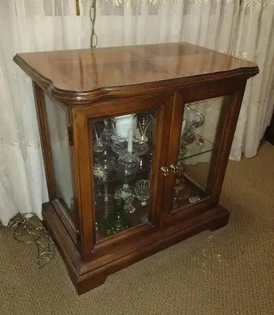 Short curio display cabinet Reduced price, View more