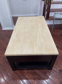 Brick-Sicily Coffee Table with Lift-Top and Casters – Beige