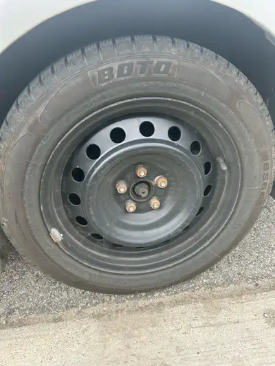 Used Winter Tires (4 set) with Rims DOT: 2925 Size: 205/55R16