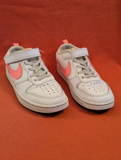 Girls laced and velcroid runners - size 2Y, View more