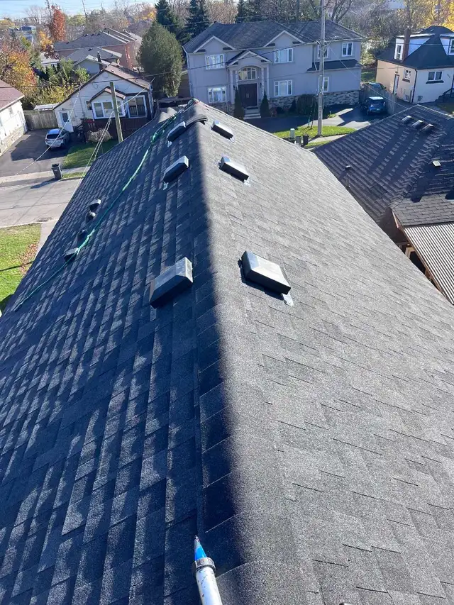 Roof, soffit, fascia, gutter and siding581490779756308482