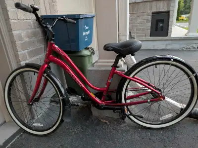 woman's bicycle , View more
