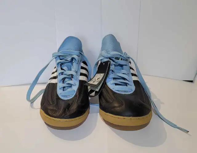 NOS 2002 Adidas Predator Shoes in Women's - Shoes in Lloydminster - Image 4