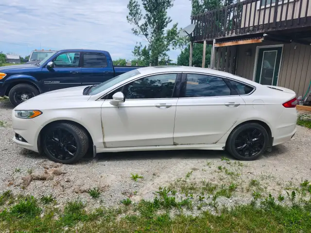 2013 Ford Fusion titanium