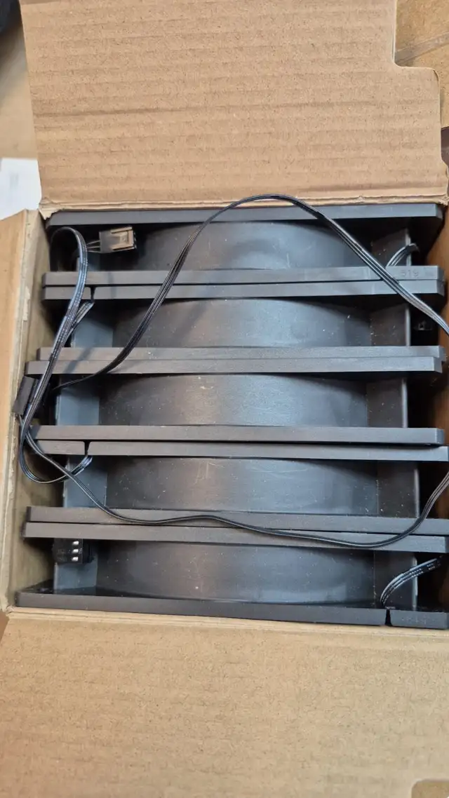 Computer Fan 140 mm for Desktop - 5 Pack box ($25 to $30) in System Components in Markham / York Region - Image 3
