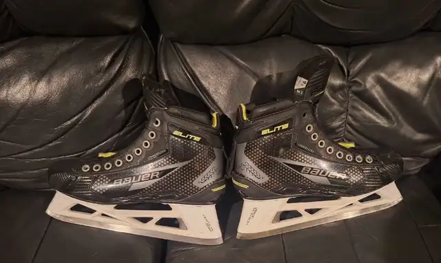 Goalie equipment in Hockey in Markham / York Region - Image 4