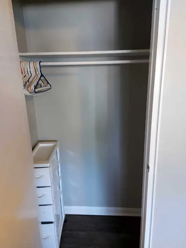 room for rent ~ January 1, 2025 in Room Rentals & Roommates in Peterborough - Image 3