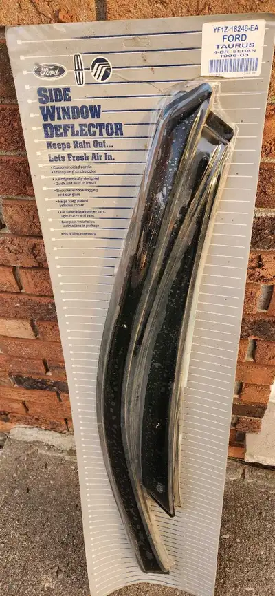 Ford Taurus side window deflector 1996-2003 Part# YF1Z-18246-EA New in package