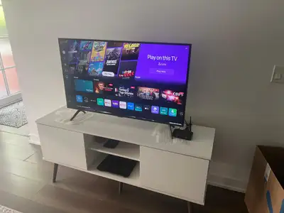 Samsung 43" Crystal UHD SMART 4K TV -CU7000 Series, View more