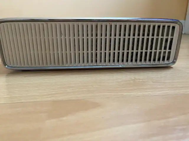 Ancienne Xbox 360  in XBOX 360 in Laval / North Shore - Image 7