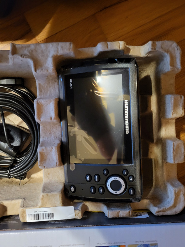 Humminbird Helix 5 GPS and Chirp Fishfinder New in box in Other in Cole Harbour - Image 3