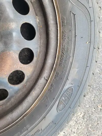 4 Summer tires on rims. Used 2 seasons. 5 bolt, off of a Chevy Cruze. 215/60R16 Posting for a friend...
