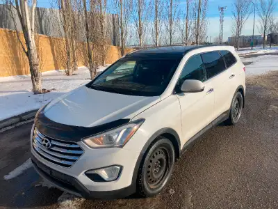 Active Title. 2013 Sante Fe XL Limited (top of the line with all the features) Seats 7 (2 captains c...
