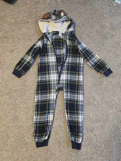 Fleece pj size 5/6, View more