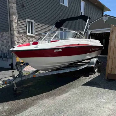 Beautiful 2013 bowrider with 4.3 Merc.. Swim platform tanning area..seats 6 comfortably. Comes with...