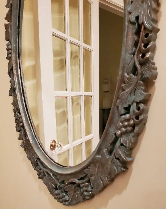 VINTAGE LARGE WOODEN MIRROR in Home Décor & Accents in City of Toronto - Image 5