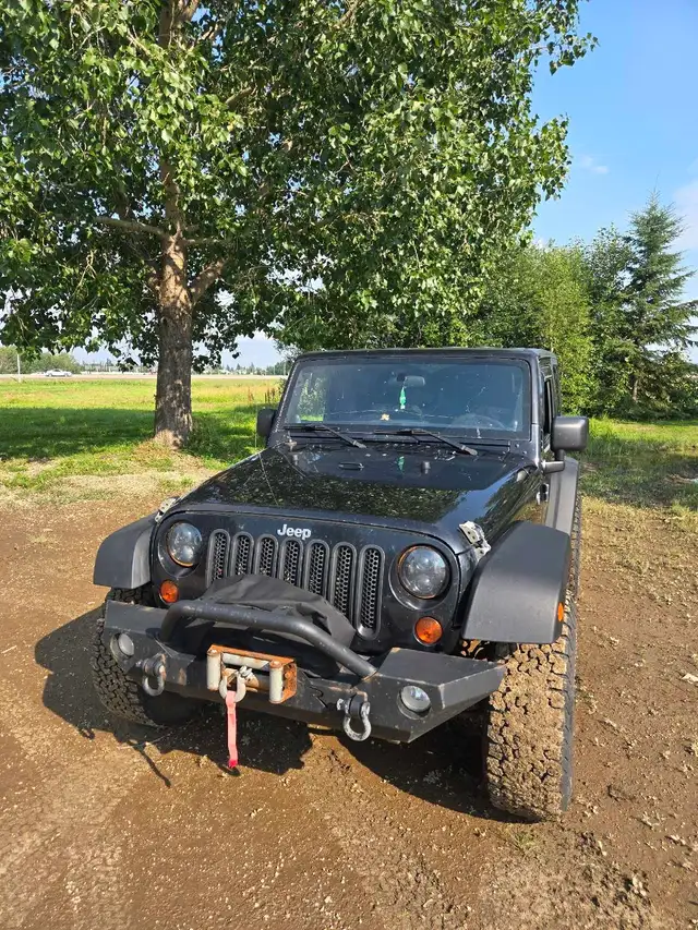 Jeep Wrangler527118864472483841