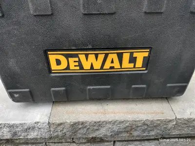 Ensemble de toupie DEWALT DW618PK 12 A à vitesse variable à base fixe et en plongée de 2,25 ch. et d...