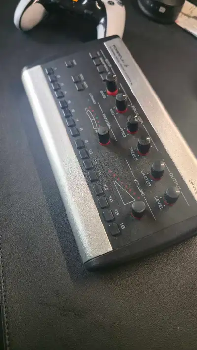 behringer P16 moniteur, View more