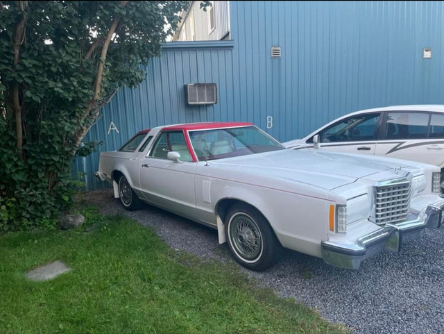 Ford thunderBird 1977 dans Autos et camions  à Longueuil/Rive Sud