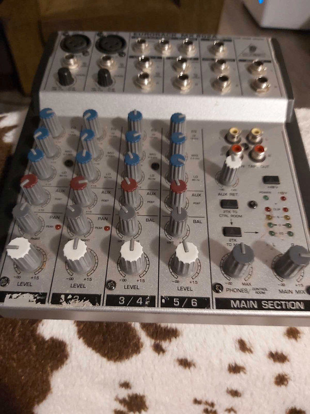  BEHRINGER EURORACK MX 602A in Pro Audio & Recording Equipment in Dartmouth