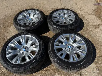 This is a set of four used genuine BMW 19" M Sport V Spoke Alloy Wheels for a BMW X5 E70 E70 LCI (20...