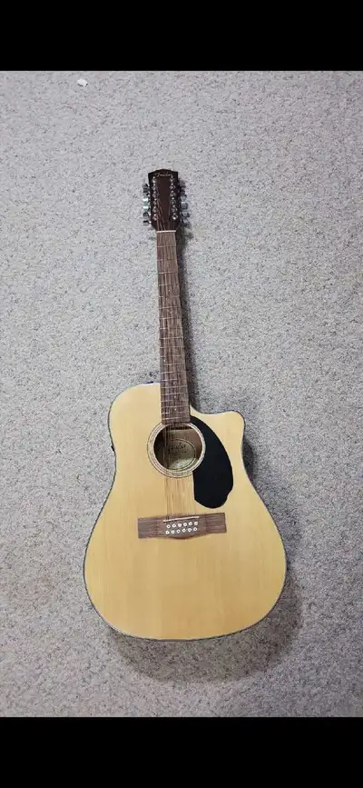 12 string fender, View more