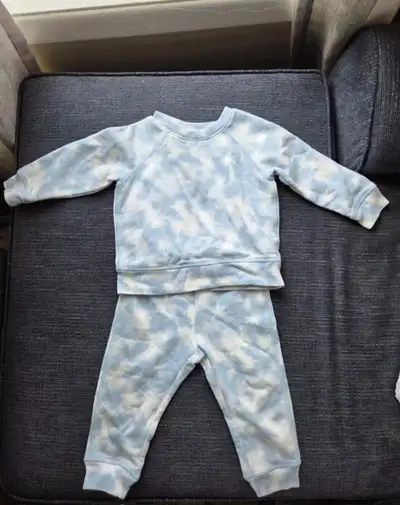 Baby Gap Set 18-24m, View more
